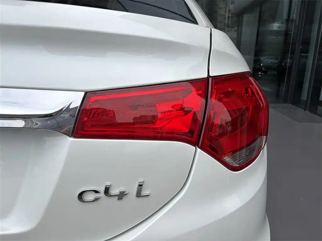 Citroen C4L 2014 — фото 13