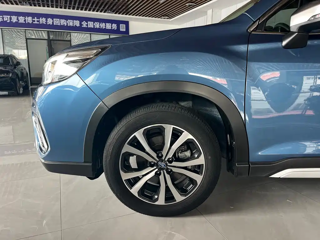 Subaru Forester 2021 — фото 15