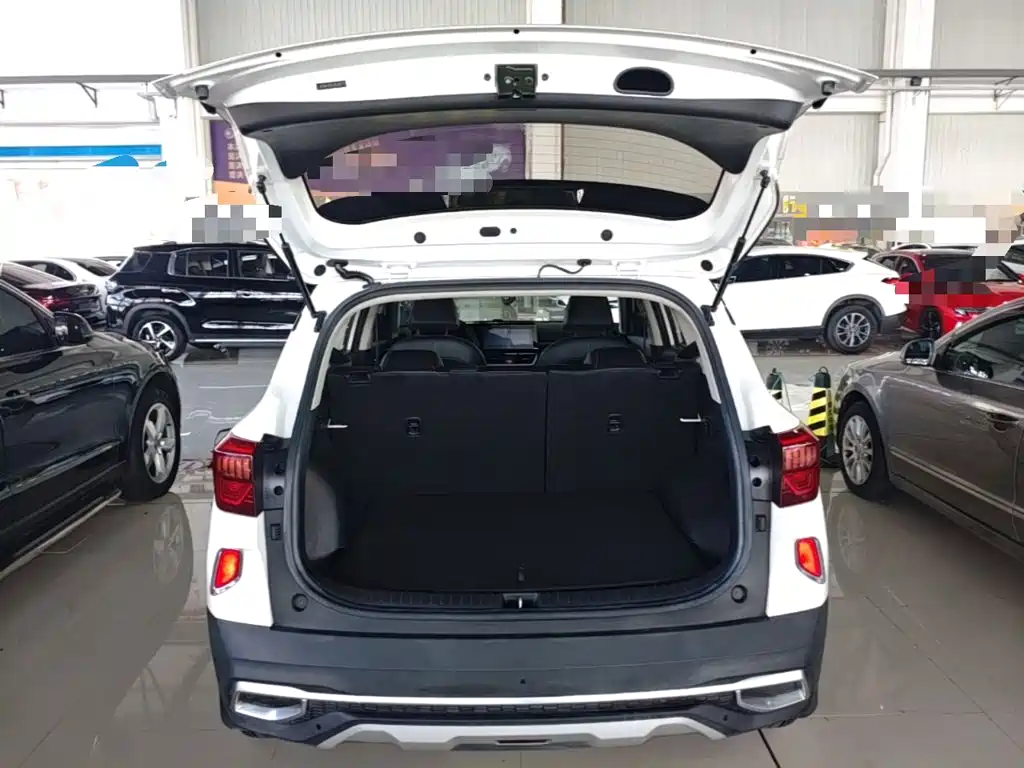 Kia KX3 2021 — фото 19