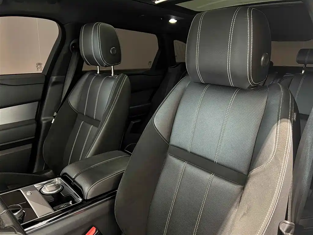 Land Rover Velar 2018 — фото 15