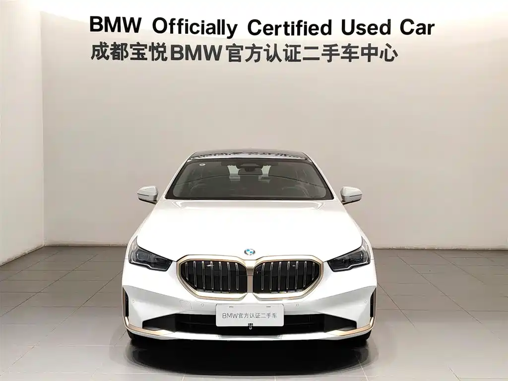 BMW 5 Series — фото 2