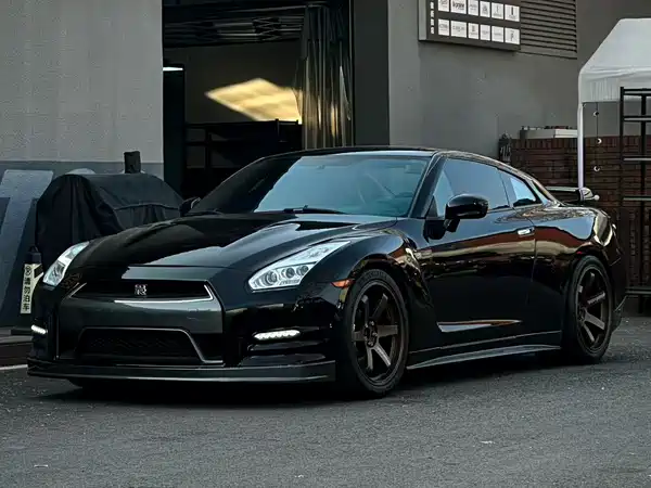 Nissan GT-R 2009