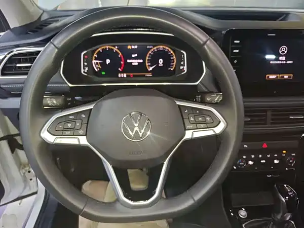 Volkswagen Tharu 2025