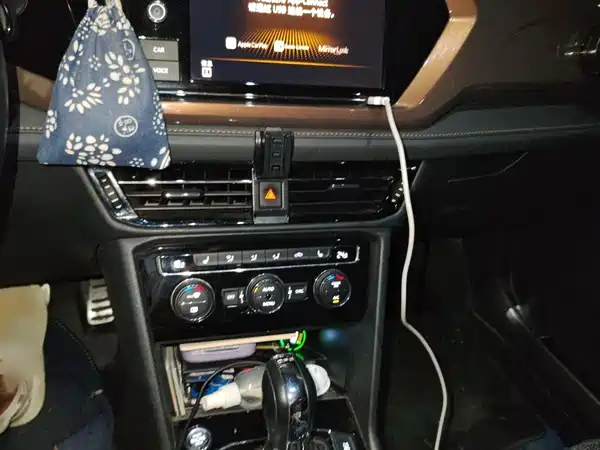 Volkswagen Tharu 2019