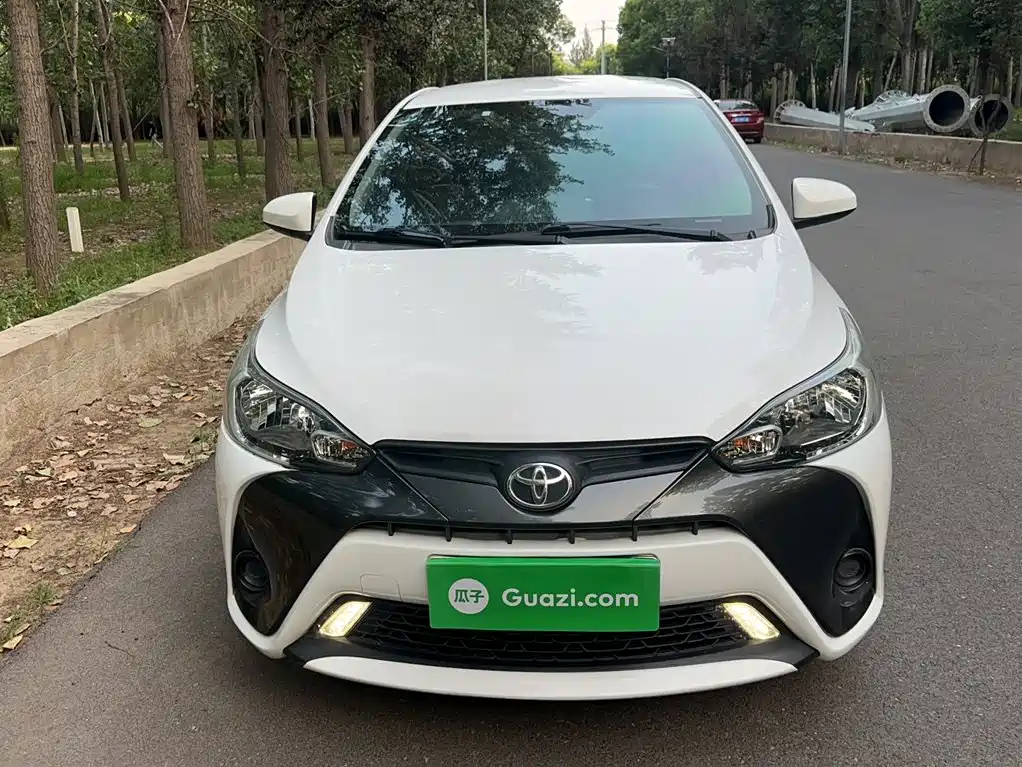 Toyota Yaris L 2016