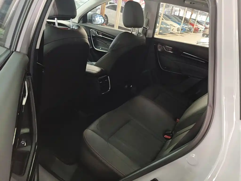 Dongfeng Fengshen AX7 2022 — фото 17
