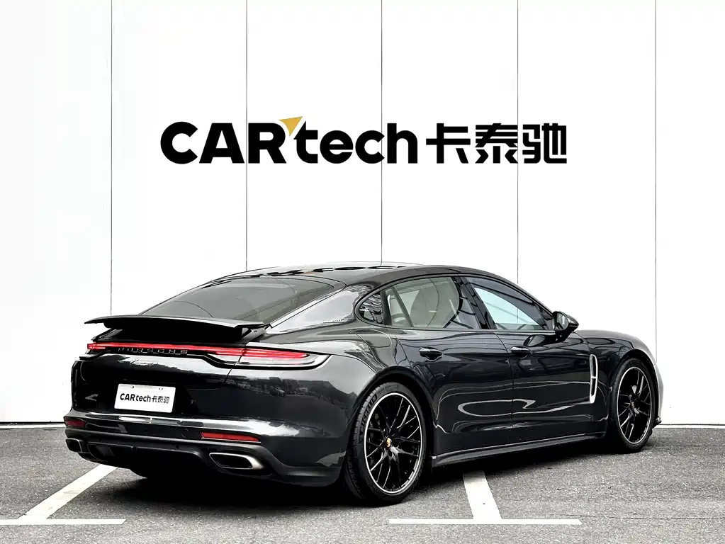 Porsche Panamera 2023 — фото 25