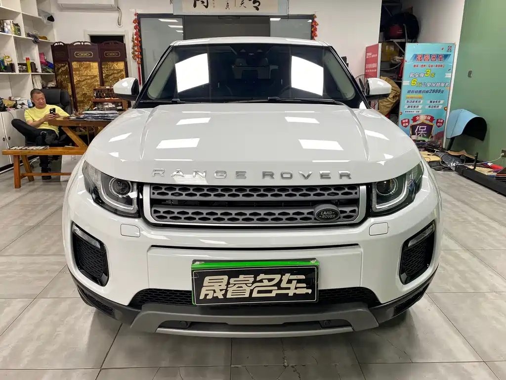 Land Rover Evoque 2018 — фото 2
