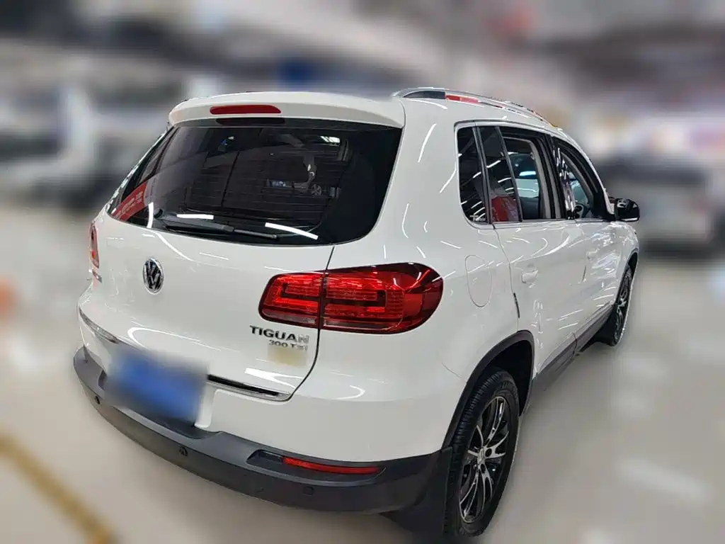 Volkswagen Tiguan 2016 — фото 10