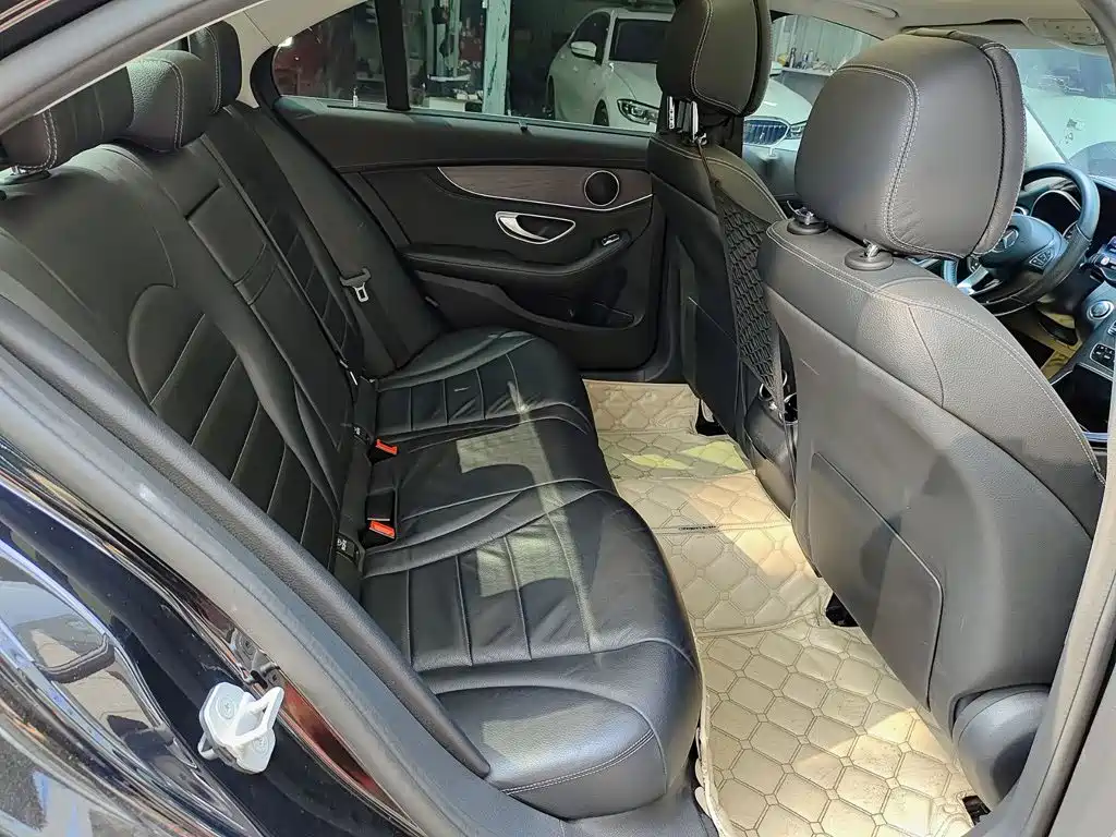 Mercedes-Benz C-Class 2015 — фото 11