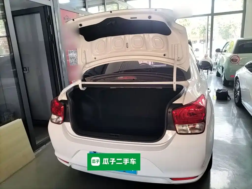 Hyundai Accent 2018 — фото 19