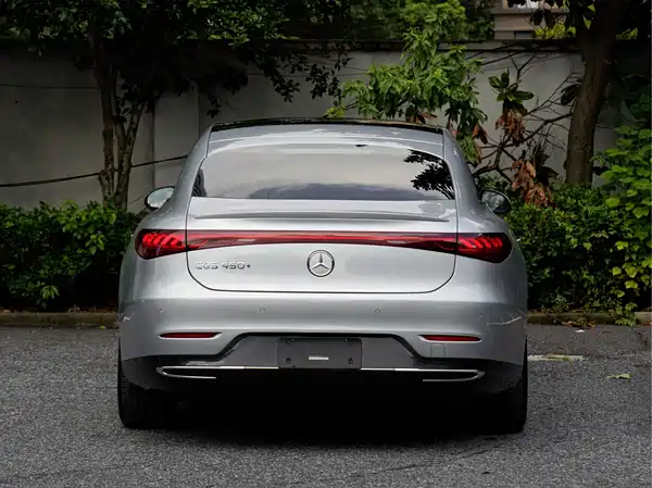 Mercedes-Benz EQS 2024