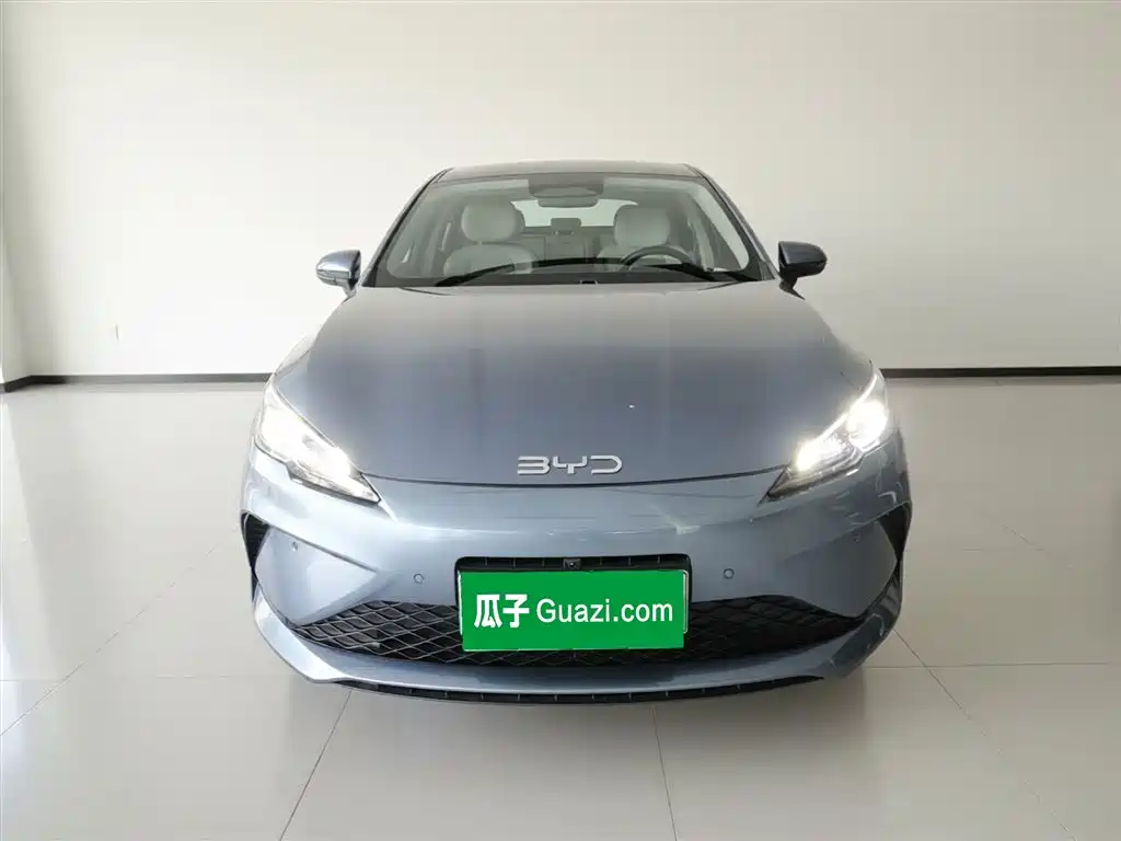 BYD Seal 05 DM-i 2025 — фото 3