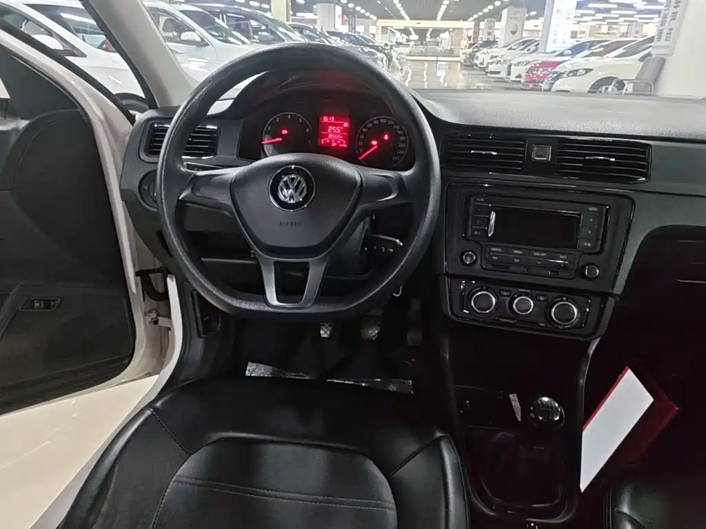 Volkswagen Santana 2019 — фото 13