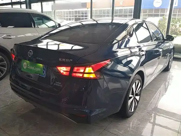 Nissan Teana 2021