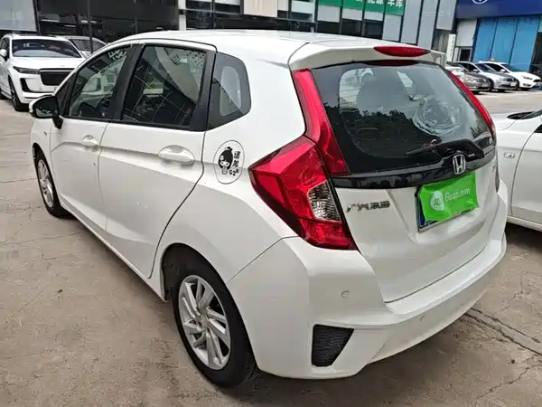Honda Fit 2016
