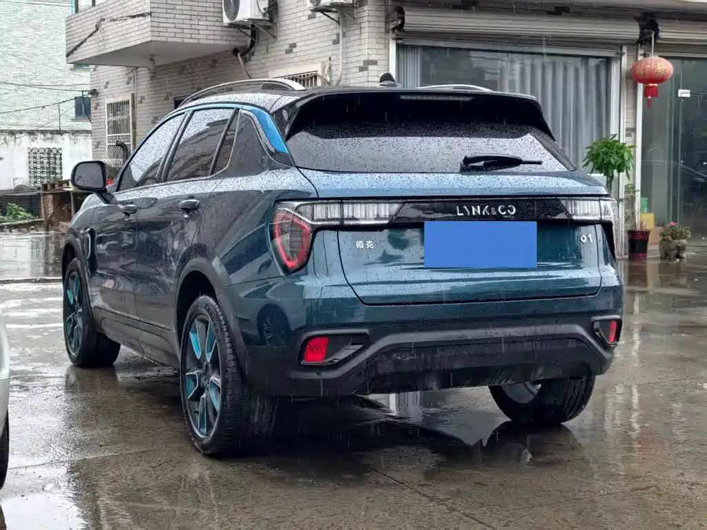 Lynk & Co 01 2018