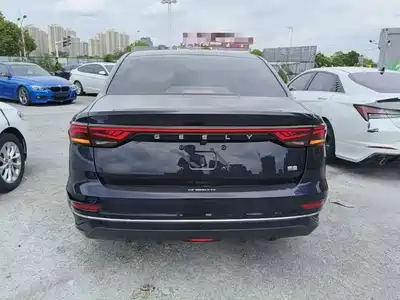 Geely Emgrand 2023