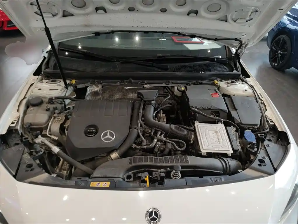 Mercedes-Benz A-Class 2022 — фото 20