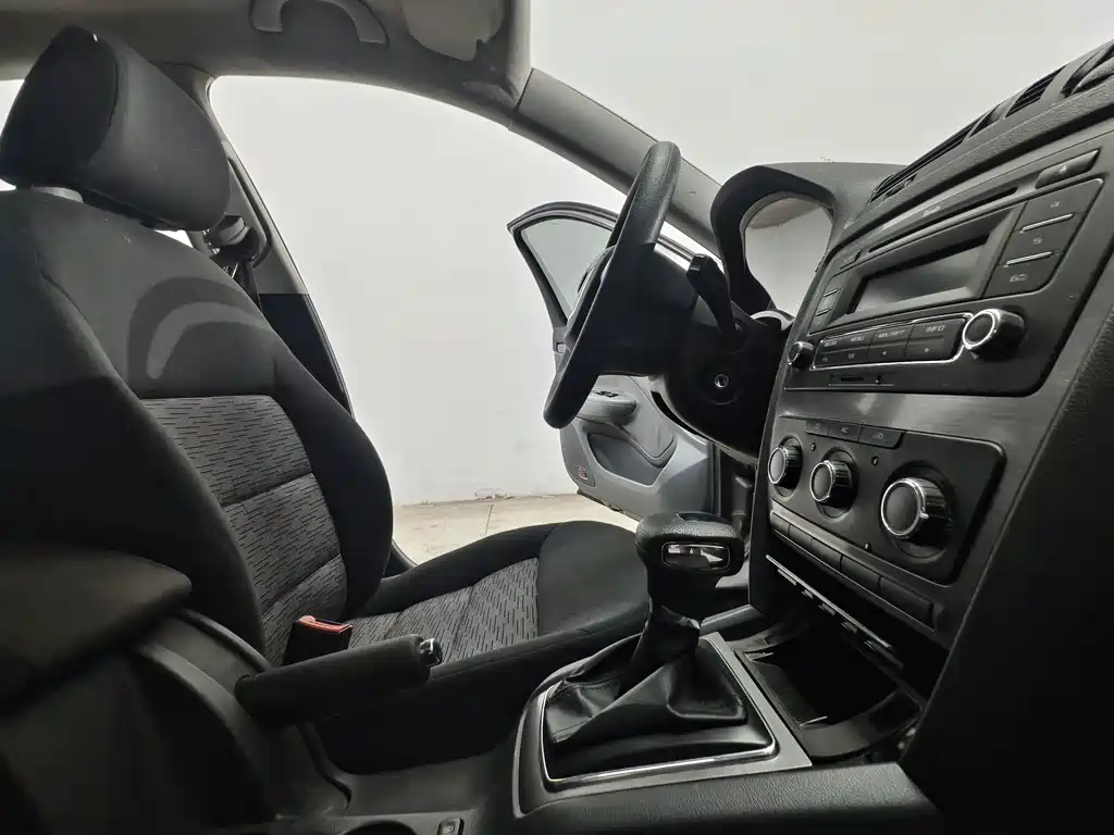 Skoda Octavia 2013 — фото 14