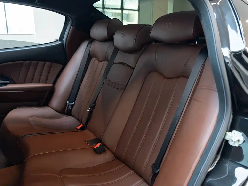 Maserati Quattroporte 2013 — фото 15