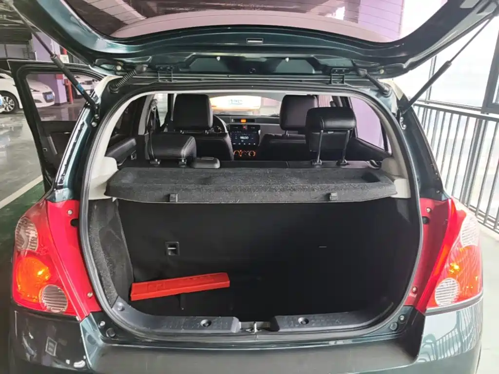 Suzuki Swift 2018 — фото 19