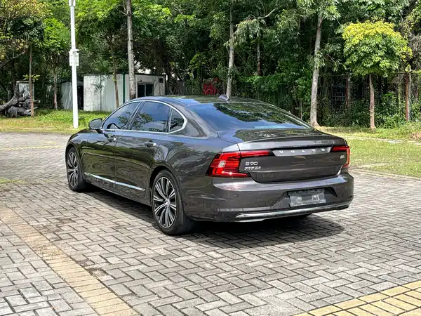 Volvo S90 2020