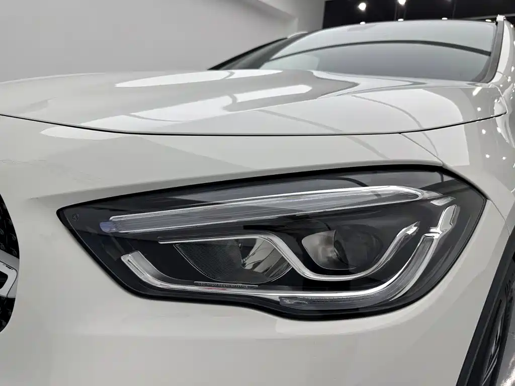Mercedes-Benz GLA 2021 — фото 27