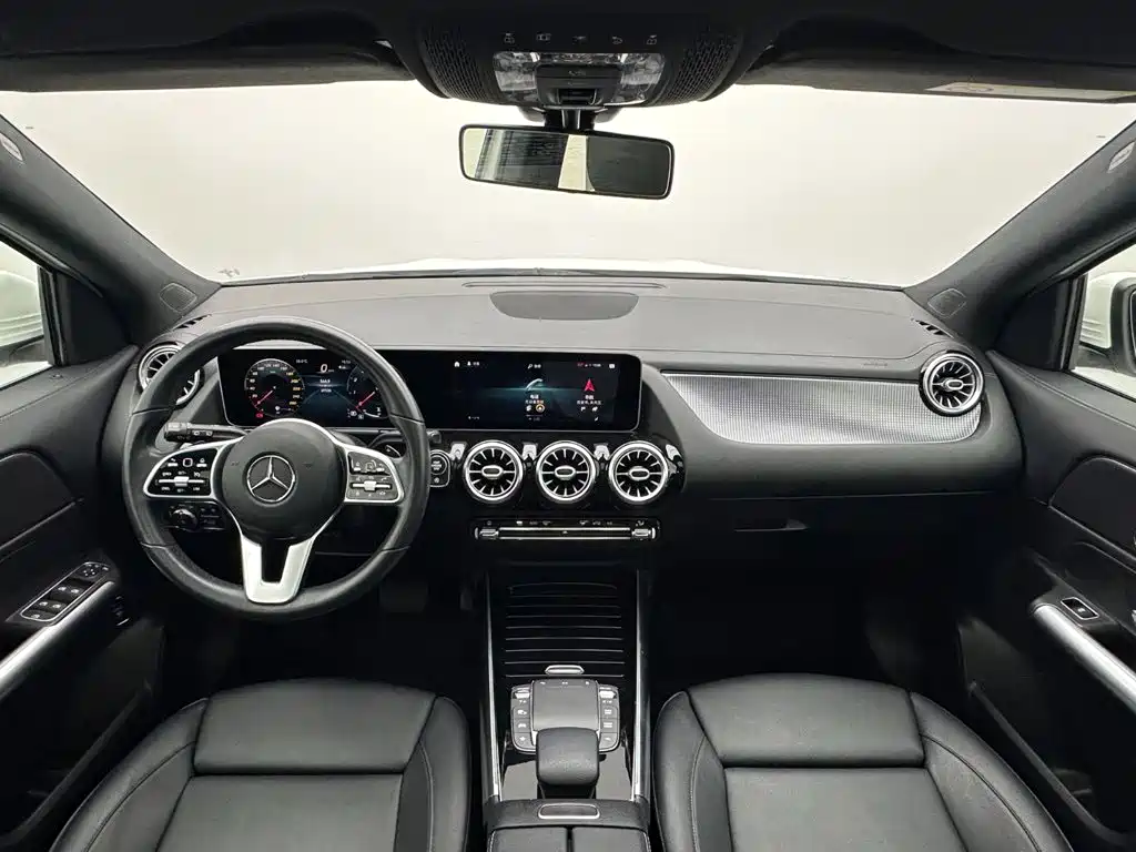 Mercedes-Benz GLA 2021 — фото 17
