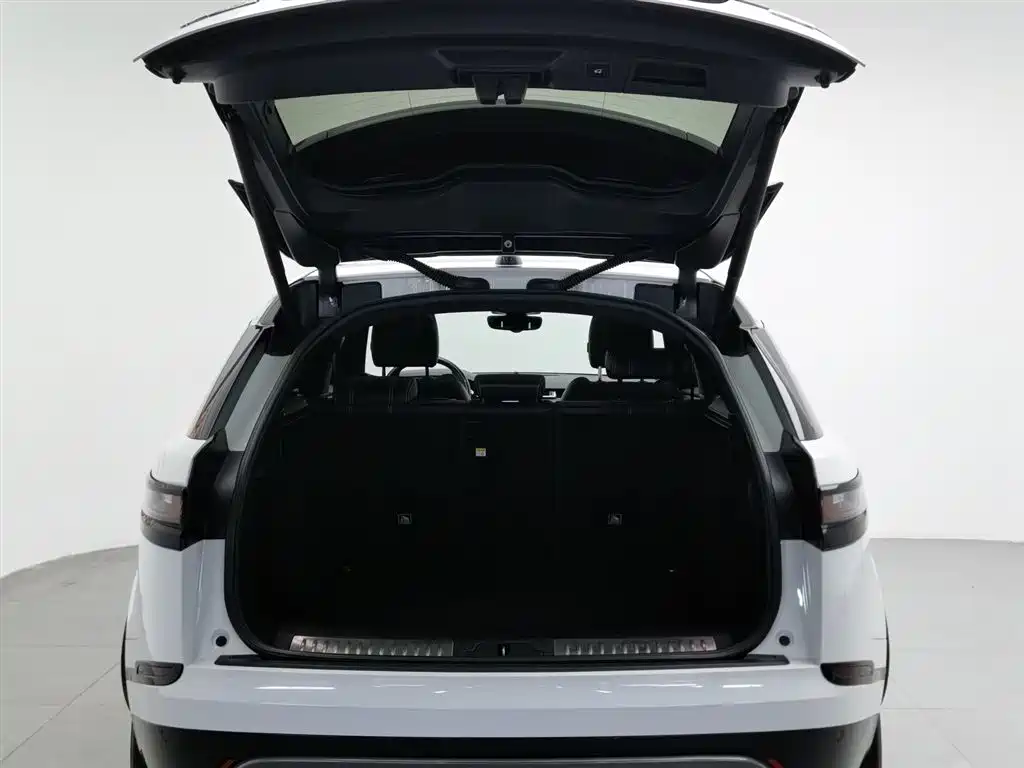 Land Rover Velar 2019 — фото 16