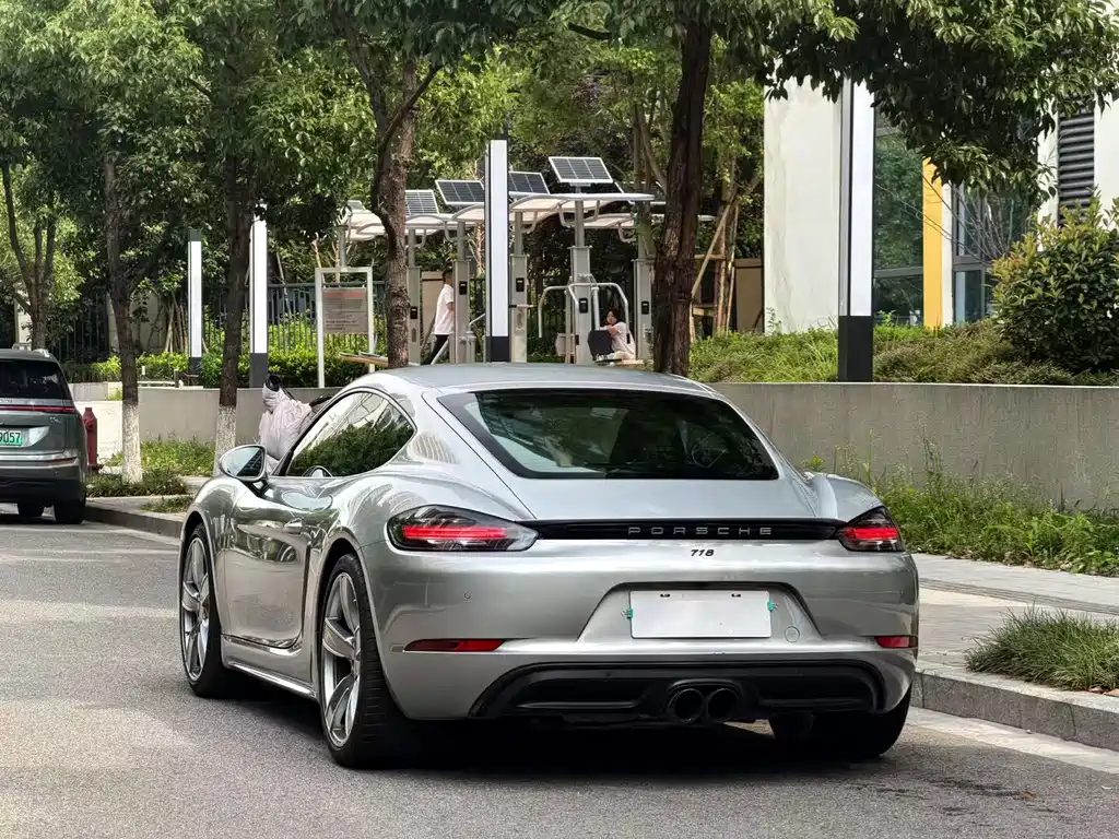 Porsche 718 2021 — фото 10