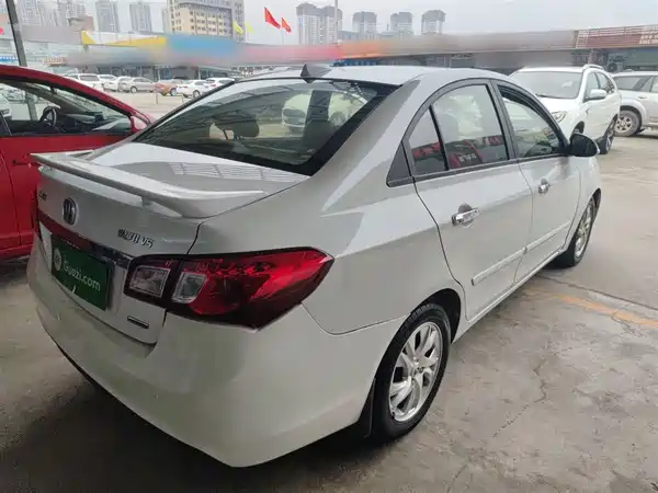Changan Yuexiang V5 2012