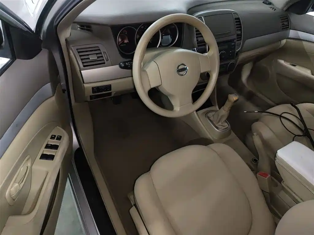 Nissan Sylphy 2014 — фото 16