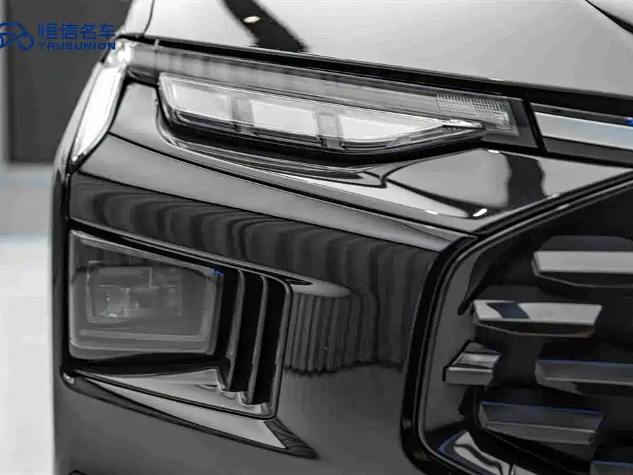 Ford Mondeo 2025 — фото 10
