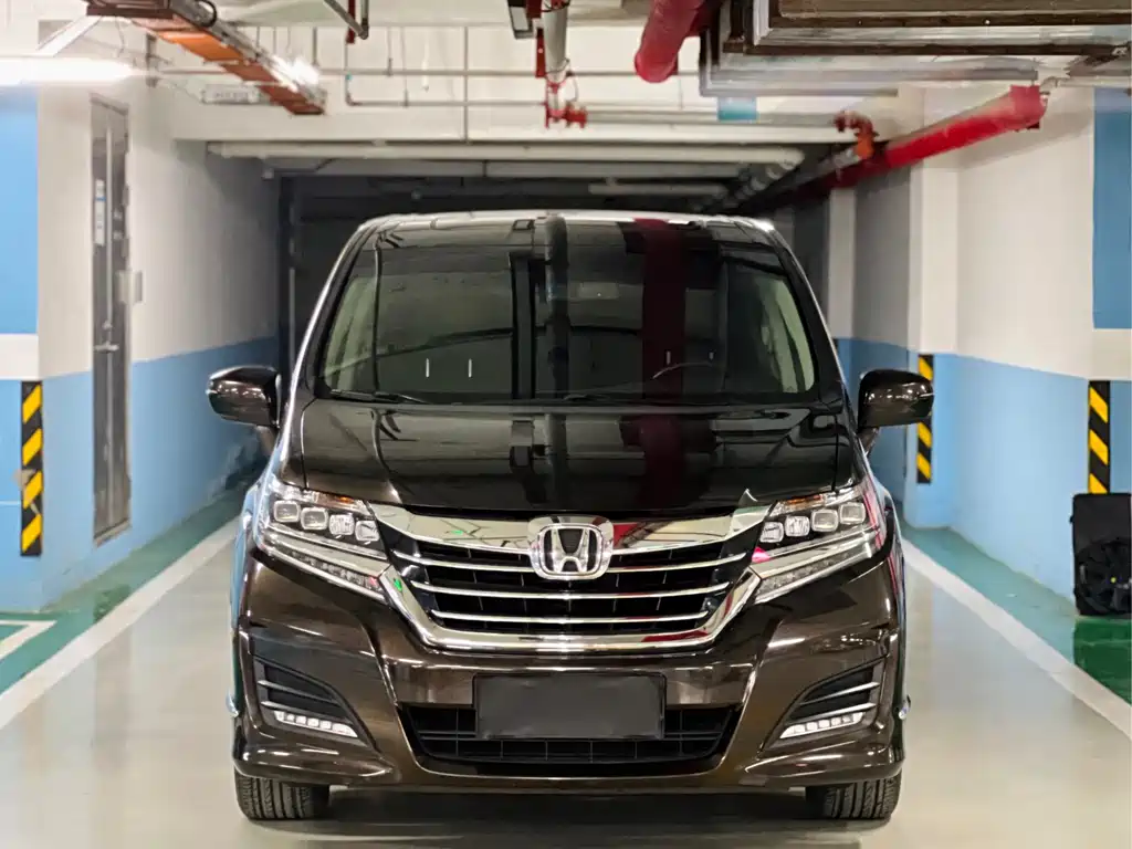 Honda Elysion 2017 — фото 2