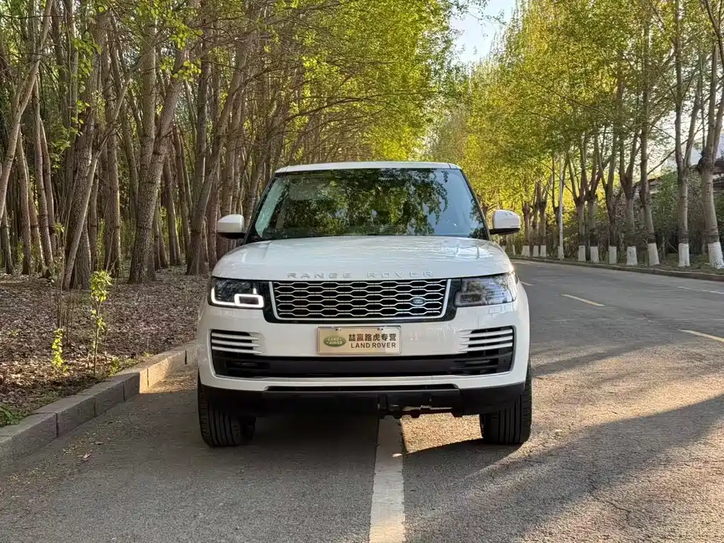 Land Rover Range Rover 2018 — фото 2