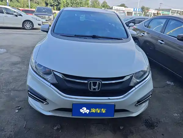 Honda Jade 2018