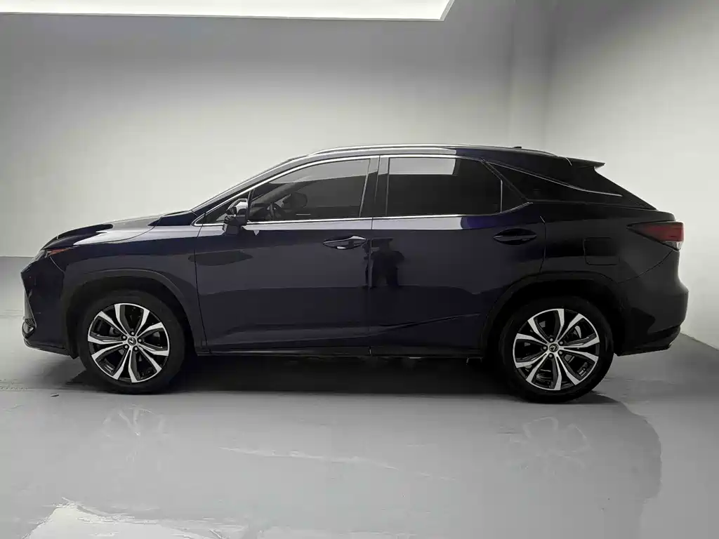 Lexus RX 2022 — фото 2