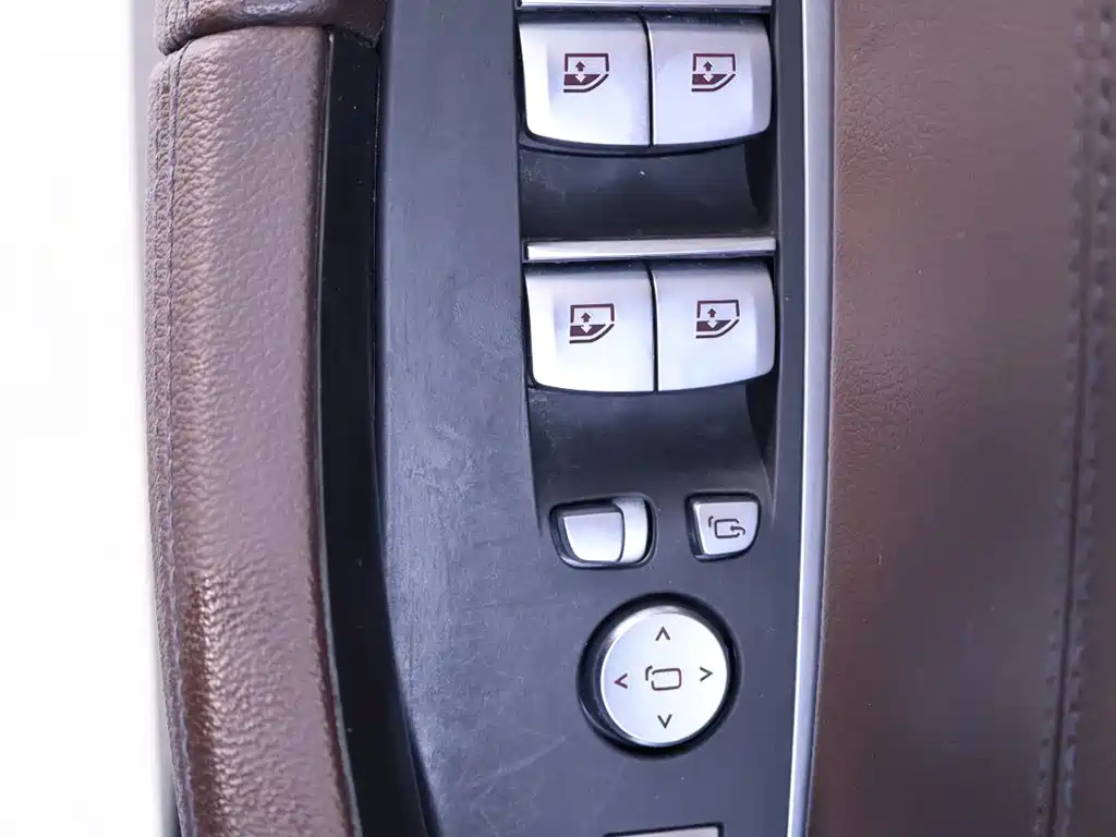 BMW X4 2021 — фото 17