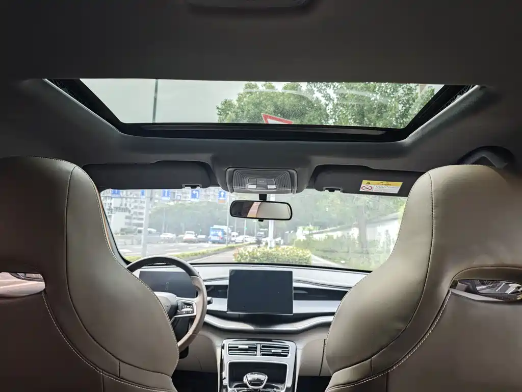 BYD Qin PLUS 2023 — фото 9