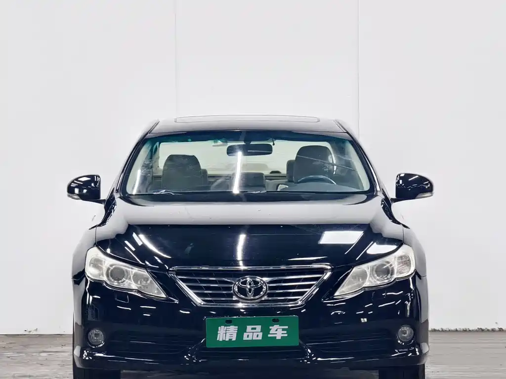 Toyota Reiz 2012