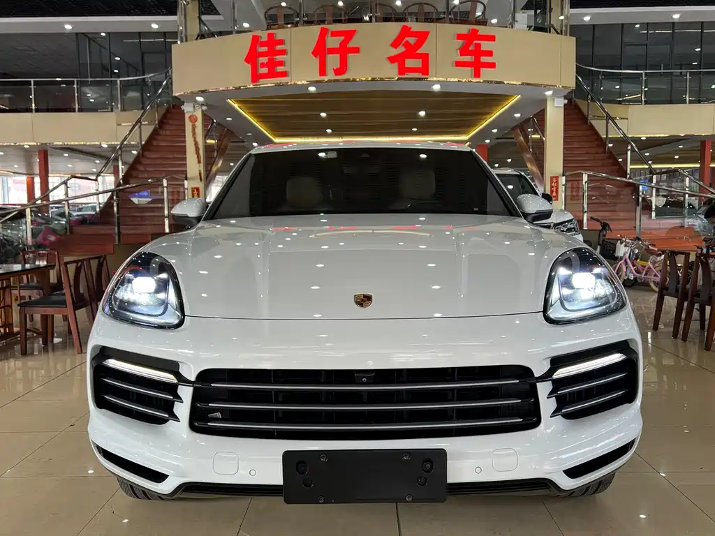 Porsche Cayenne 2018 — фото 2
