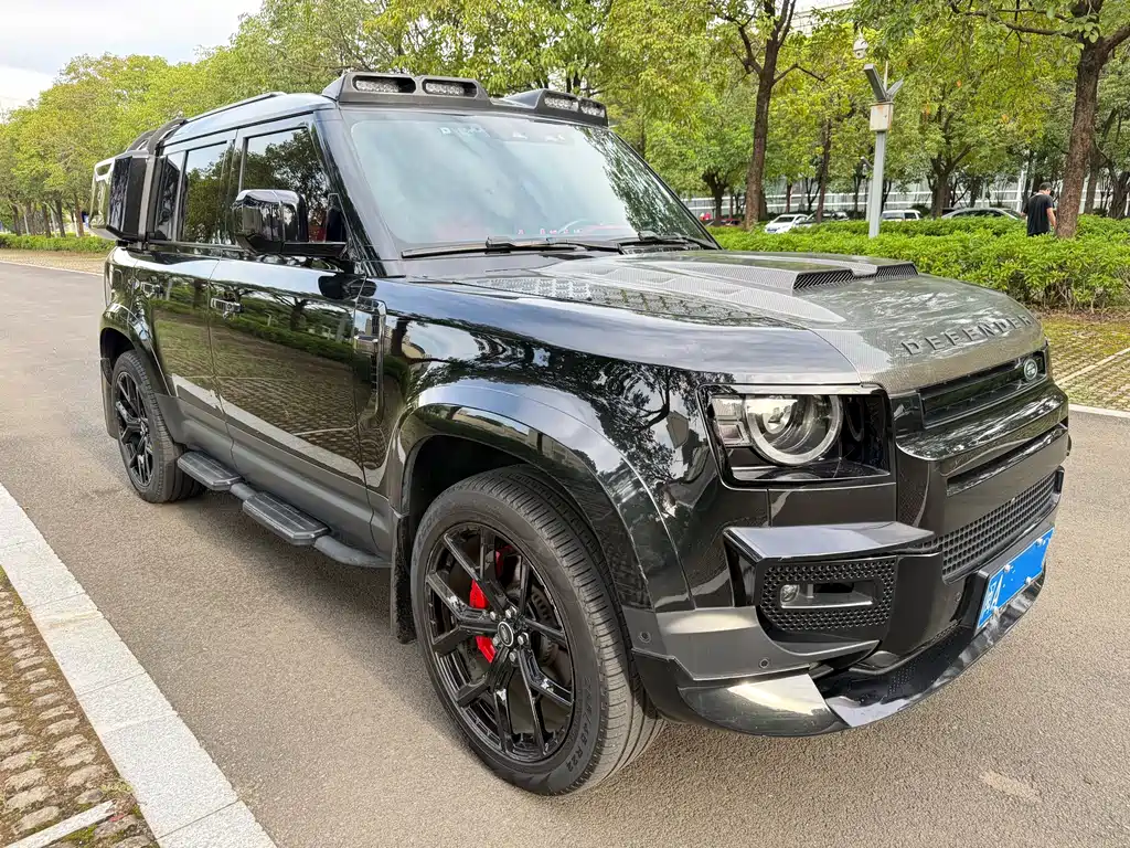 Land Rover Defender 2023 — фото 3