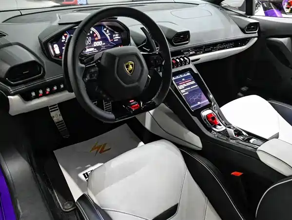 Lamborghini Huracan 2021