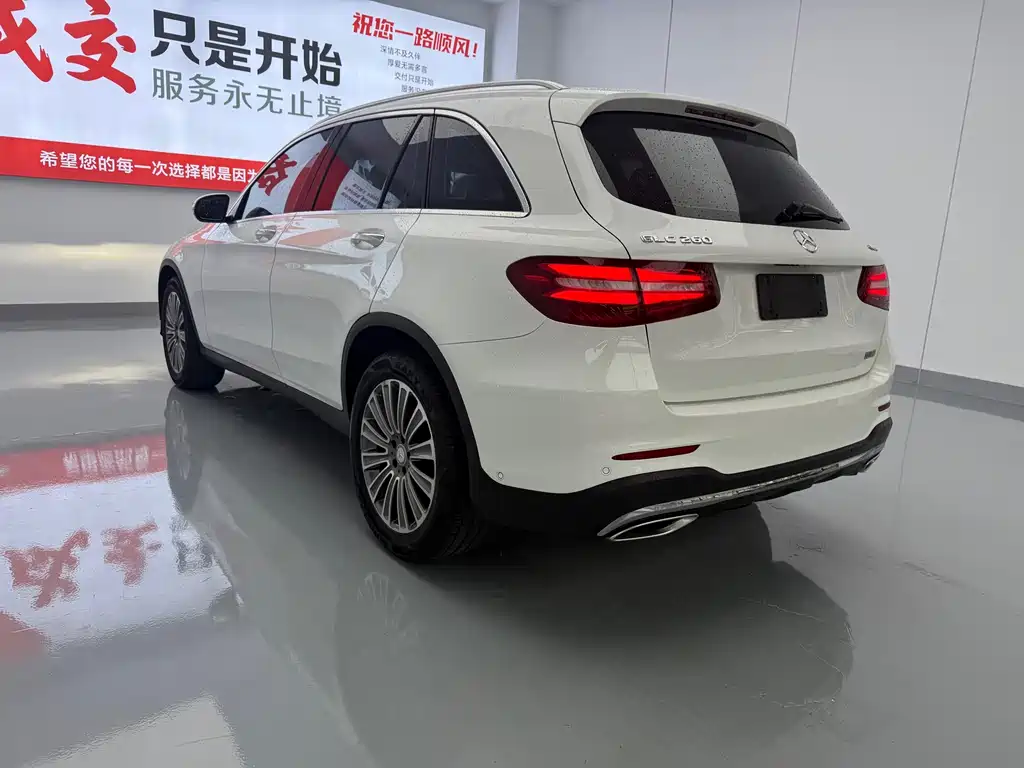Mercedes-Benz GLC 2017 — фото 9