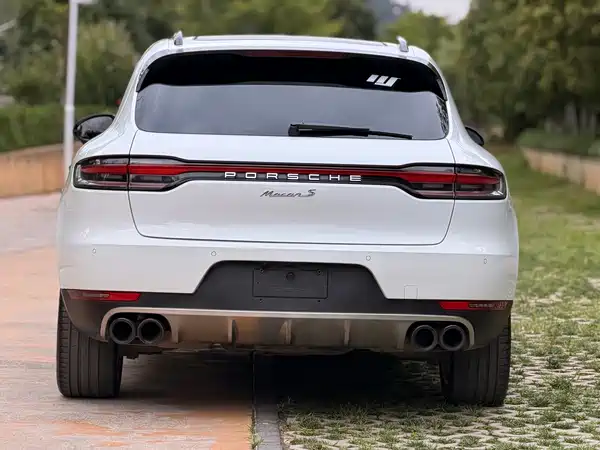 Porsche Macan 2022