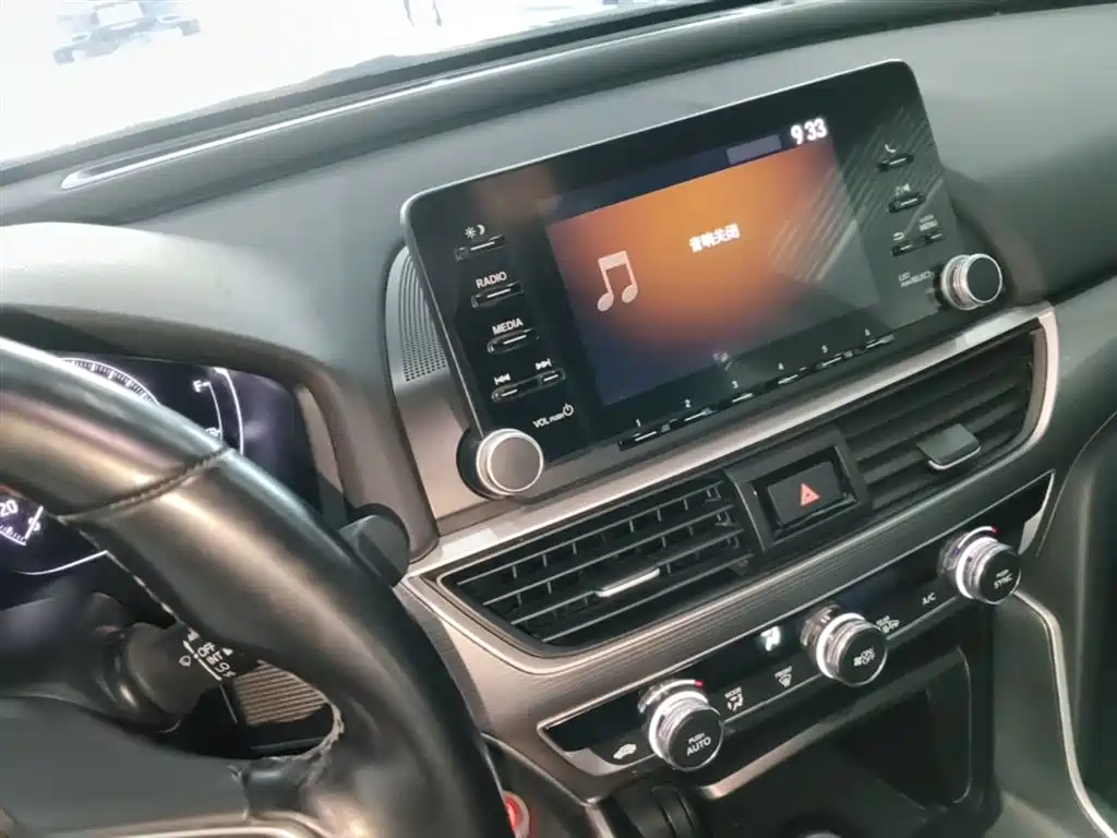 Honda Accord 2020 — фото 13