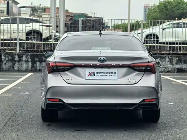 Toyota Avalon 2020