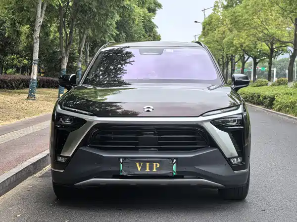 NIO ES8 2020