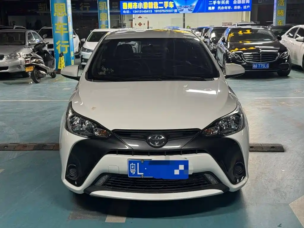 Toyota Yaris L 2019